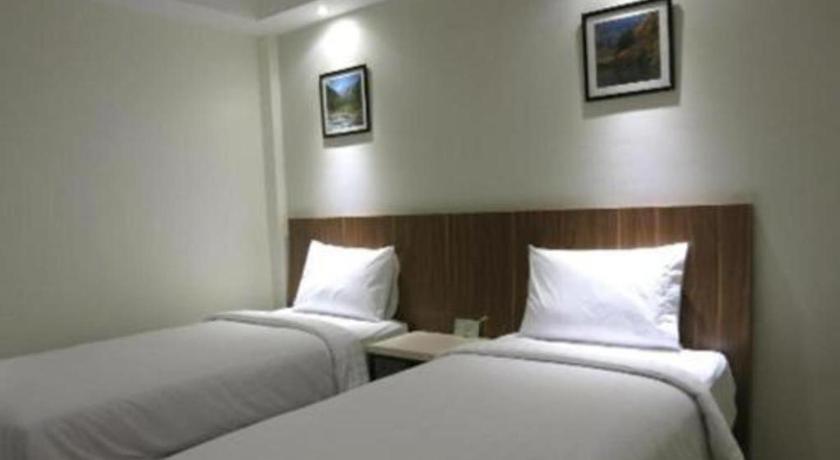 Hart Hotel Arjuna Mataram Exterior photo