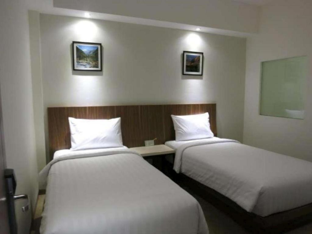 Hart Hotel Arjuna Mataram Exterior photo