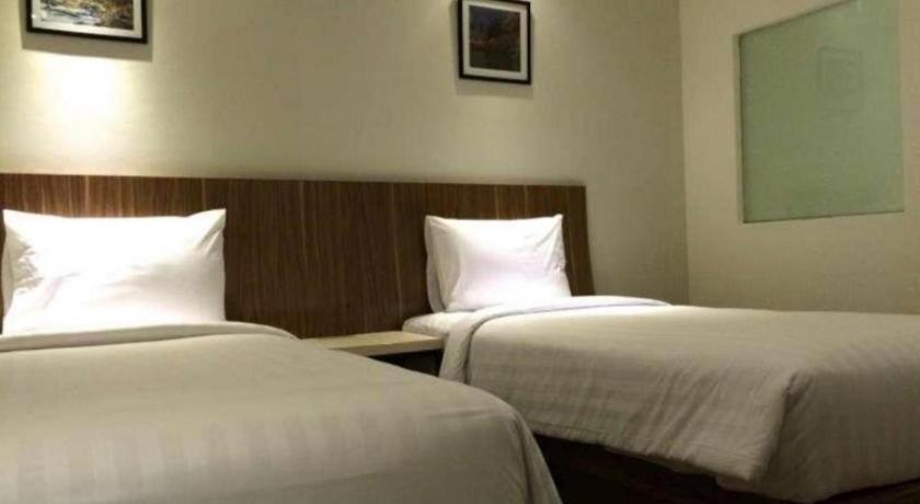 Hart Hotel Arjuna Mataram Exterior photo