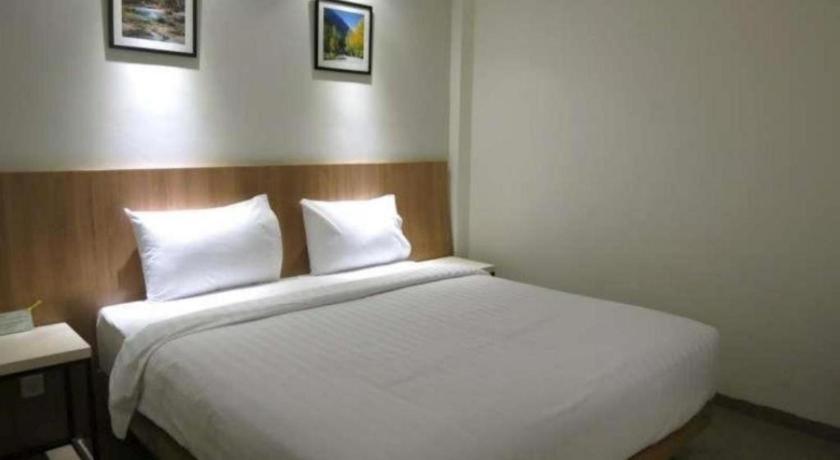Hart Hotel Arjuna Mataram Exterior photo